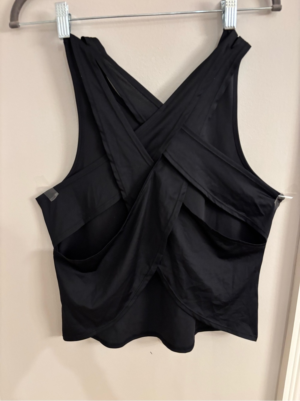 Black Cross-Back Performance Tank Top